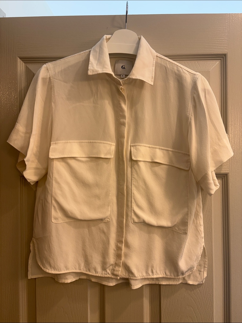 G. Cream Short-Sleeve Button-Down Shirt with Patch Pockets